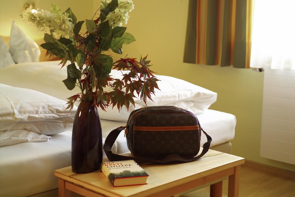 Hotel & Restaurant Ragginger Attersee Nußdorf am Attersee Pokój zdjęcie